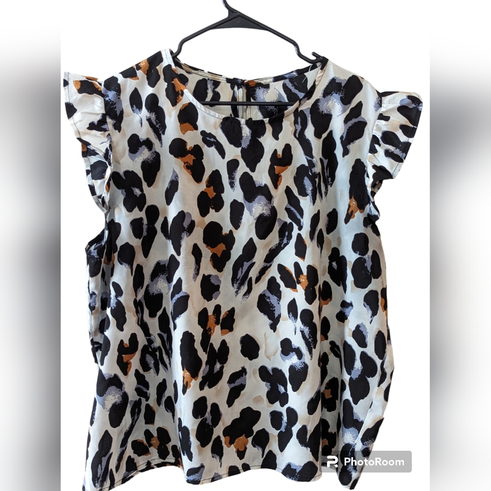 Shein Curve All Over Animal Print Top Size 3X